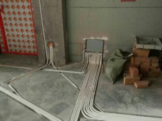 强、弱电布管穿线