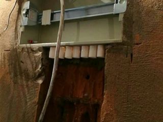 水、电管开槽施工