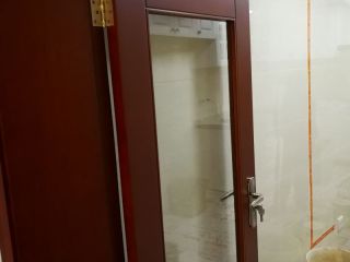 成品门及墙纸铺贴