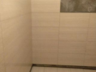 厨房、卫生间墙砖施作