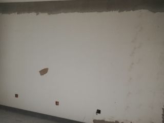 墙、顶面腻子批嵌