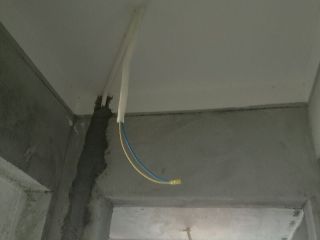 水、电管开槽施作