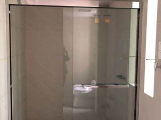 厨房、卫生间墙砖施作
