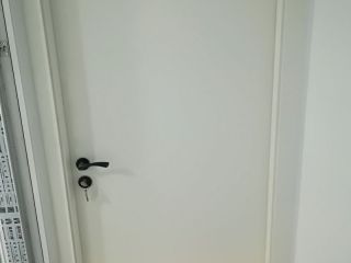 成品门及墙纸铺贴