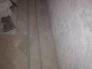 水、电管开槽施工