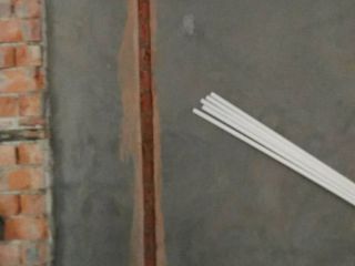 水、电管开槽施作