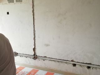水、电管开槽施作