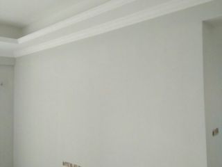 墙、顶面乳胶漆