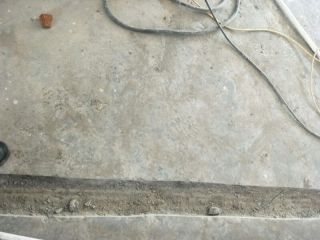 水、电管开槽施作