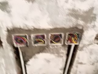 强、弱电路穿线施作