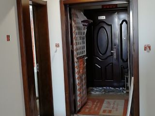 成品门及墙纸铺贴