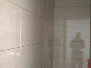 厨房、卫生间墙砖施作