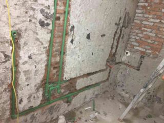 强、弱电路穿线施作