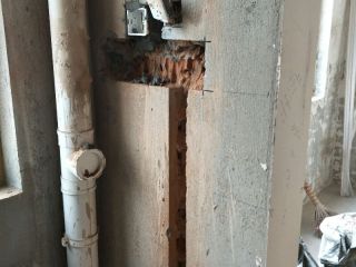水、电管开槽施工
