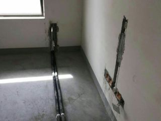 强、弱电布管穿线