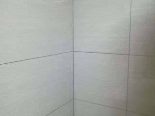厨房、卫生间墙砖施作