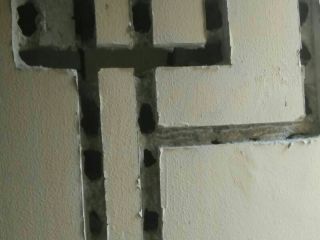 水、电管开槽施工