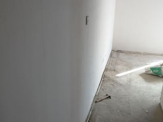 墙、顶面腻子批嵌
