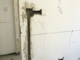 水、电管开槽施作