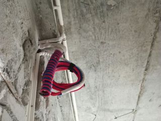 强、弱电路穿线施作