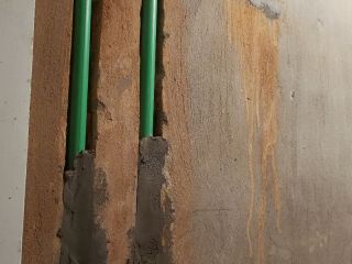 水、电管开槽施作