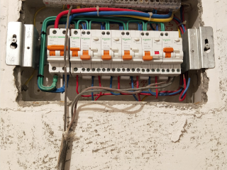 水电线管开槽施工