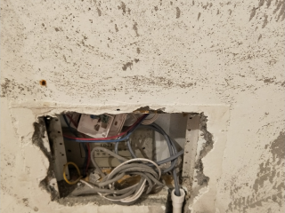 水电线管开槽施工