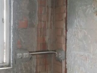 水、电管开槽施作