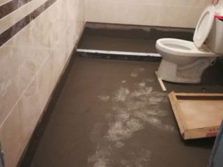 地砖铺贴及地面找平施作