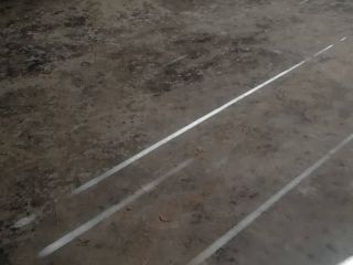 地砖铺贴及地面找平施作