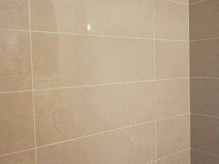 厨房、卫生间墙砖施作