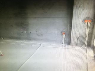 水、电管开槽施作