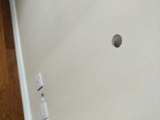 套装门、踢脚线安装