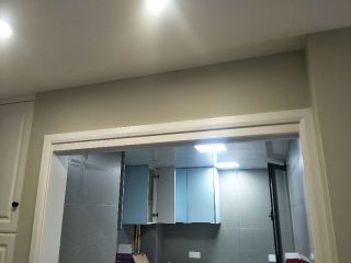 成品门及墙纸铺贴