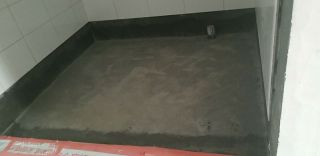 地砖铺贴及地面找平施作