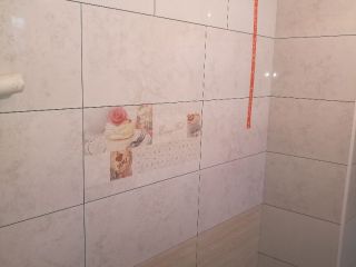 厨房、卫生间墙砖施作