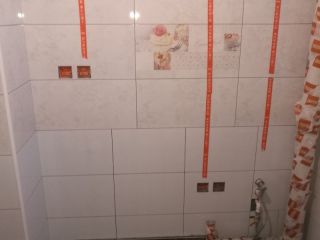 厨房、卫生间墙砖施作