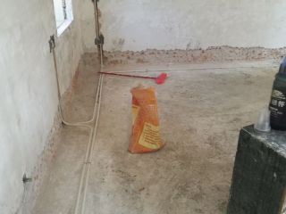 强、弱电路穿线施作