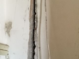 水、电管开槽施作