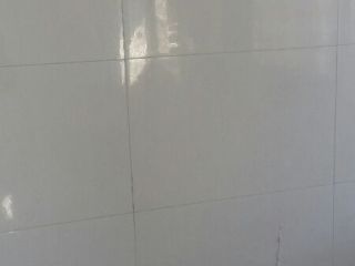 厨房、卫生间墙砖施作