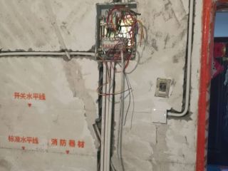 强、弱电布管穿线