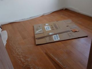 实木复合地板铺设