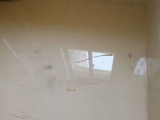 地砖铺贴及地面找平施作