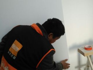 墙、顶面乳胶漆