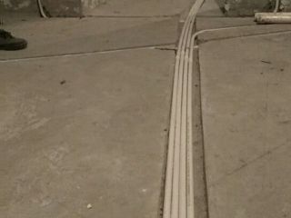 强、弱电布管穿线