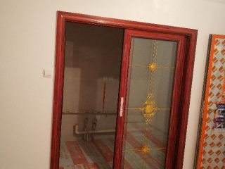 成品门及墙纸铺贴