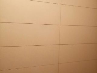 地砖铺贴及地面找平施作