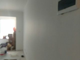 成品门及墙纸铺贴
