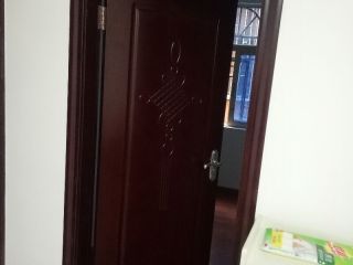 成品门及墙纸铺贴