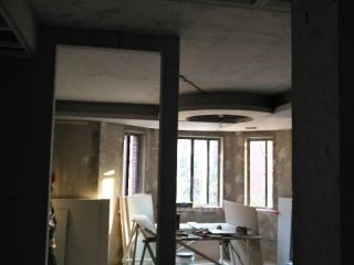 地砖铺贴及地面找平施作